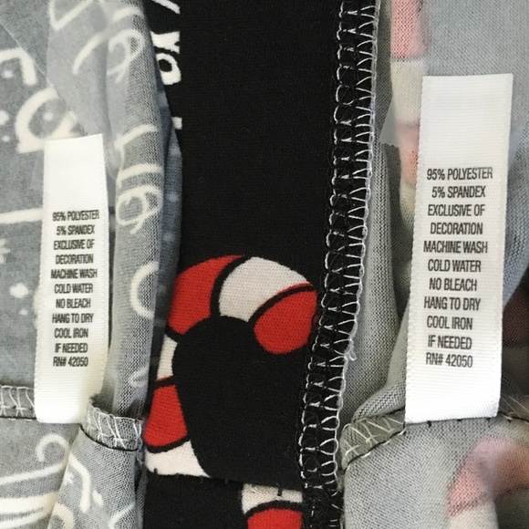 NWT Holiday 3 Pair Leggings & Llama Socks - Picture 6 of 11